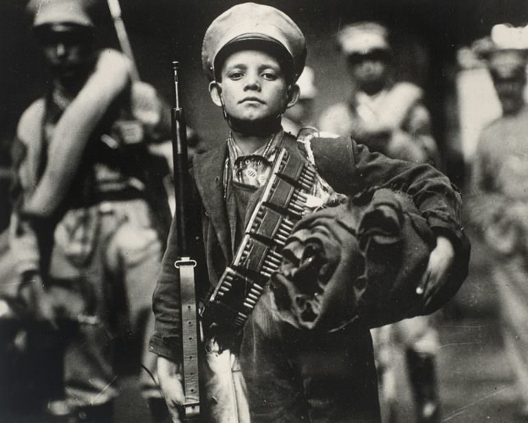 The Mexican Revolution through the Lens of Agustín Casasola