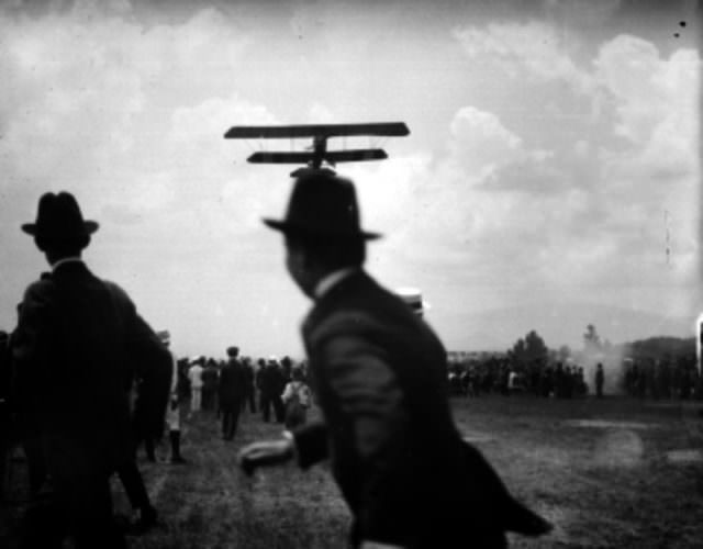 The Mexican Revolution through the Lens of Agustín Casasola