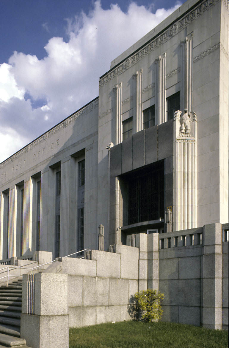 Photograph of the United States Post Office, Nashville, Tennessee, 1980s