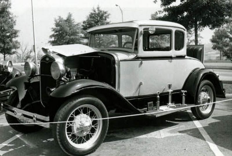 An antique car pictured at the 1982 Courthouse Day hosted in Nashville, Tennessee.