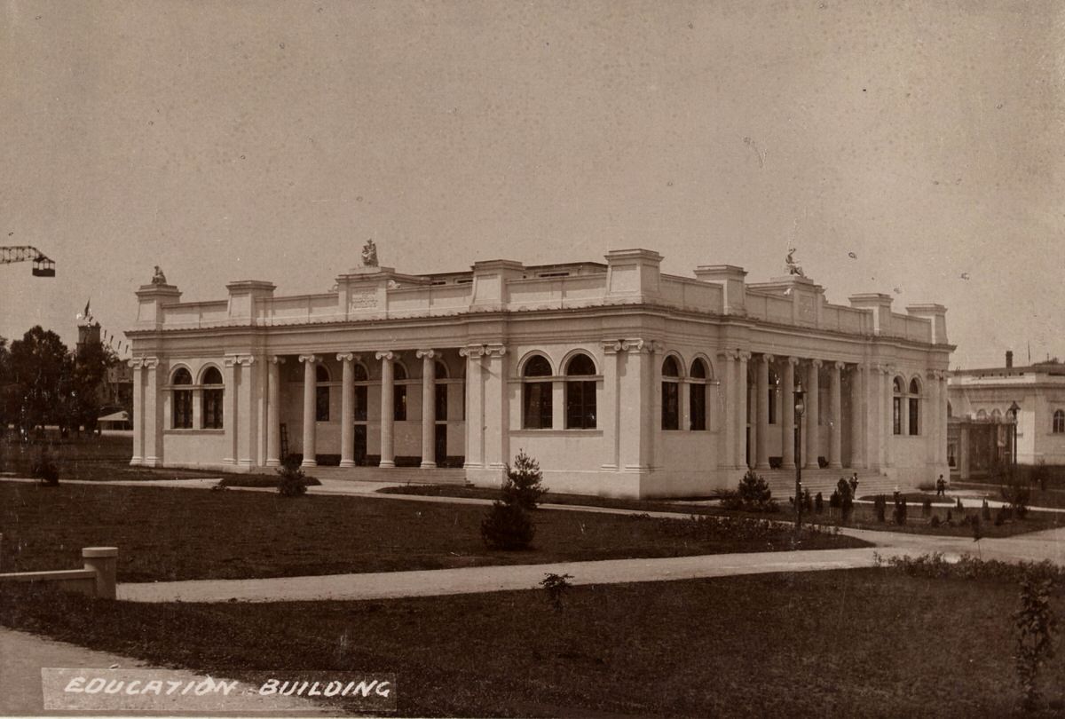 Westside Clubhouse (Administration) Building, 1897