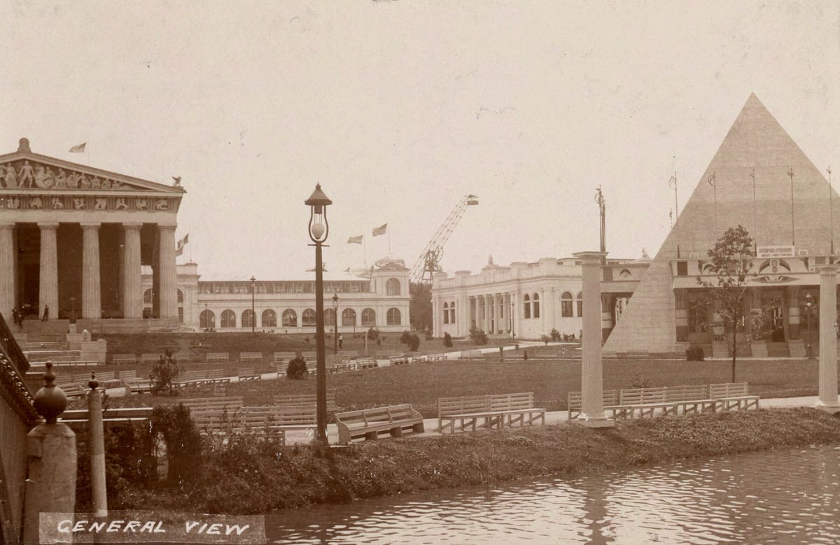 Woman's Building Library, 1897