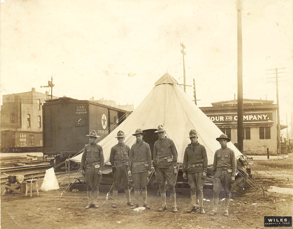 Six World War I soldier at Nashville, Tennessee, 1918