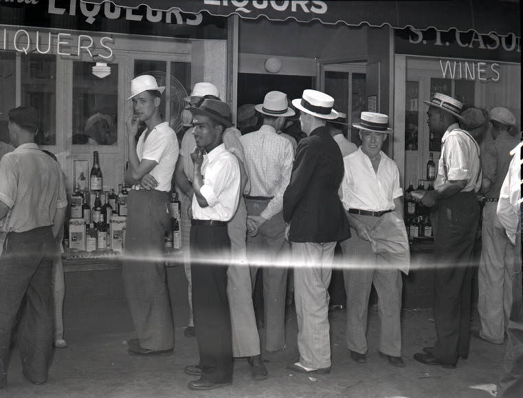 First day of legal liquor sales in Davidson County, Tennessee, 1939