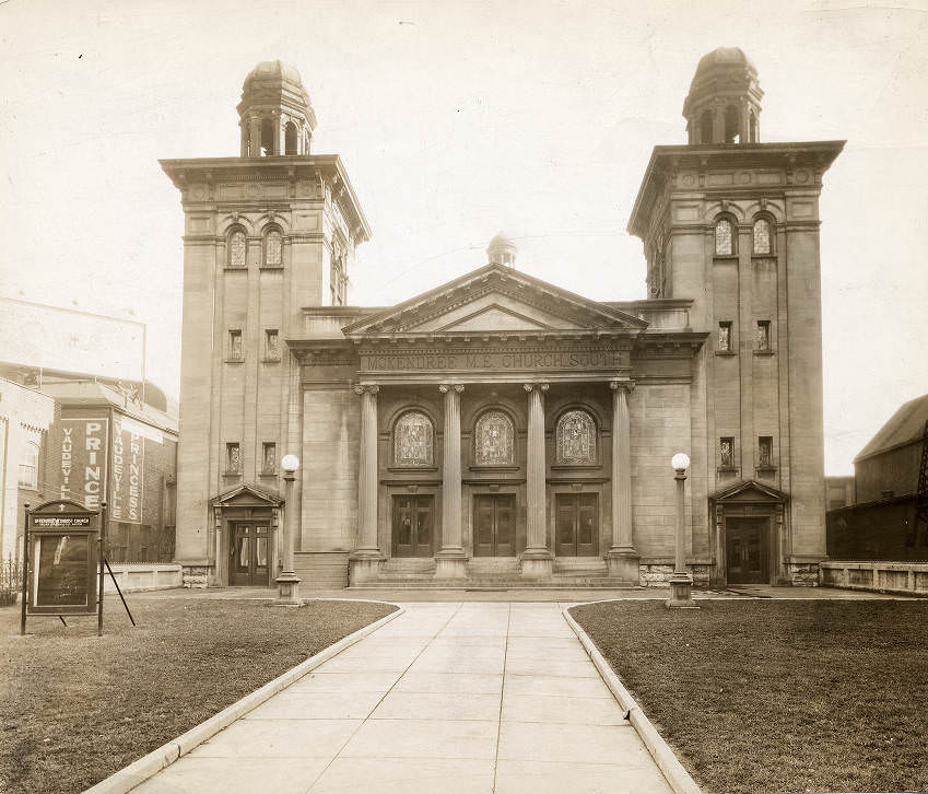 McKendree Methodist Church, Nashville, Tennessee, next door to the Princess Theatre, 1935