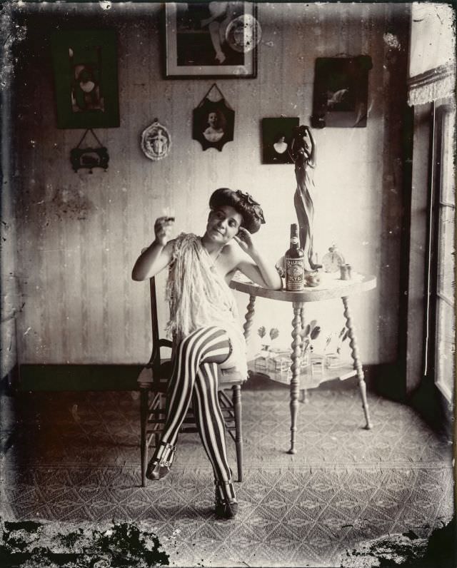 Rare Historic Photos of Prostitutes from the Red-Light District of Storyville, New Orleans in 1912