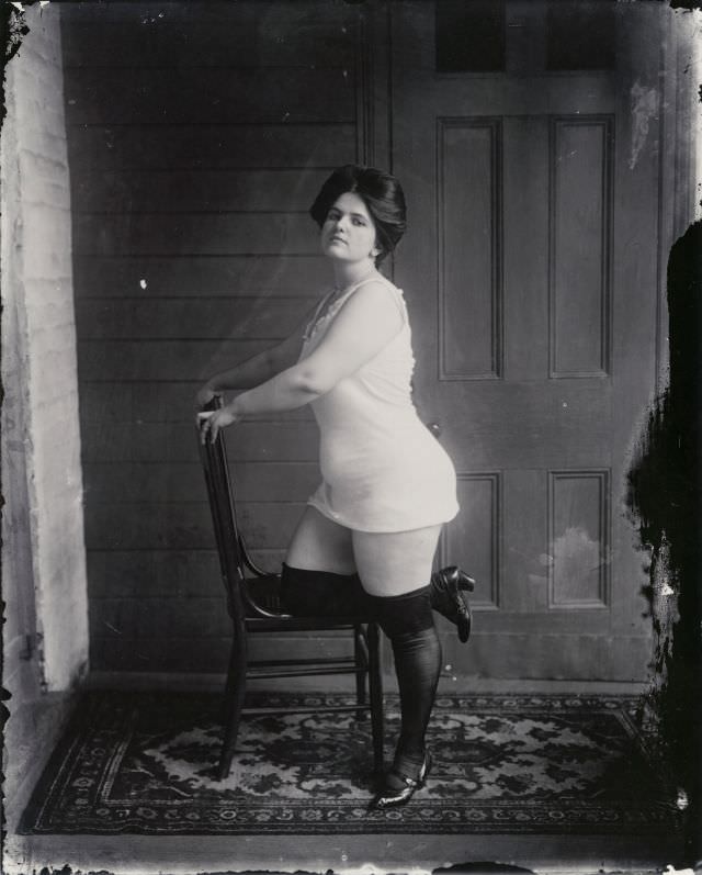 Rare Historic Photos of Prostitutes from the Red-Light District of Storyville, New Orleans in 1912