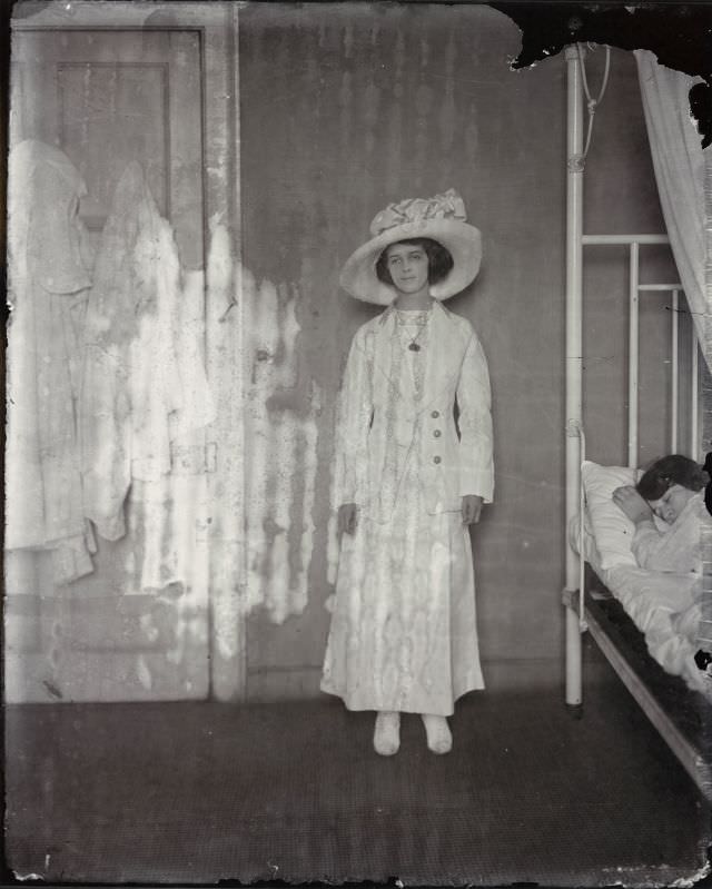 Rare Historic Photos of Prostitutes from the Red-Light District of Storyville, New Orleans in 1912