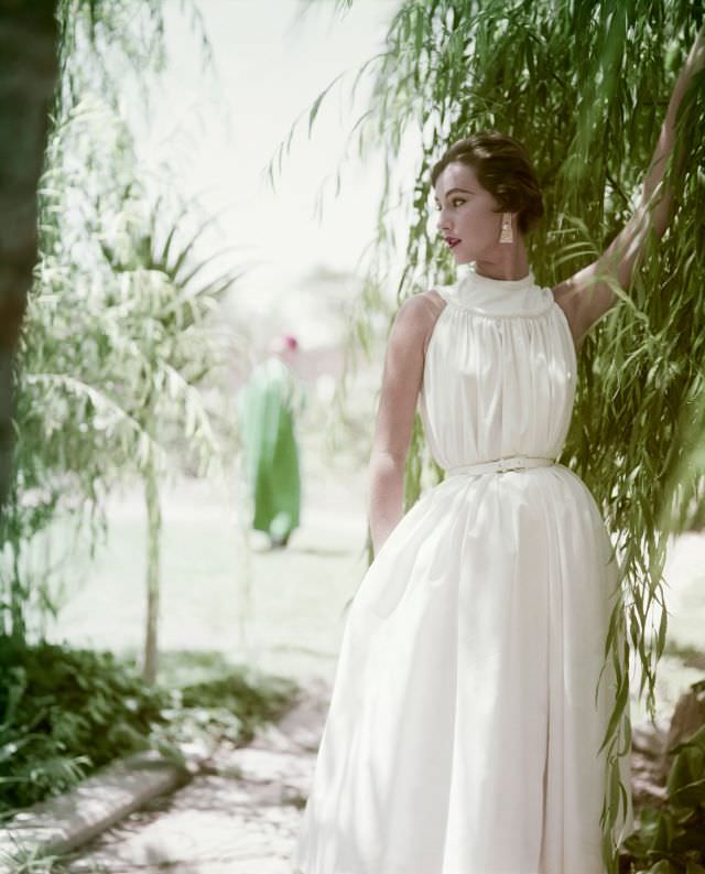 Ruth Neuman Derujinsky wear cotton dress by H & D, 1953