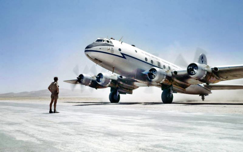 Handley Page Hastings C.1 TG587 of No 511 Squadron taxies across a dusty airfield at Amman, Jordan, July 1958
