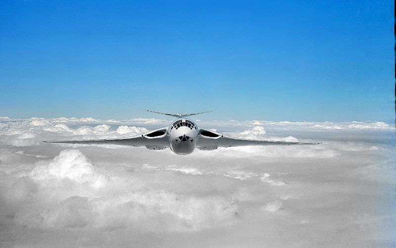 Handley Page Victor B.1 XA936 of No. 10 Squadron seen during a flight from its base at RAF Cottesmore, September 1958