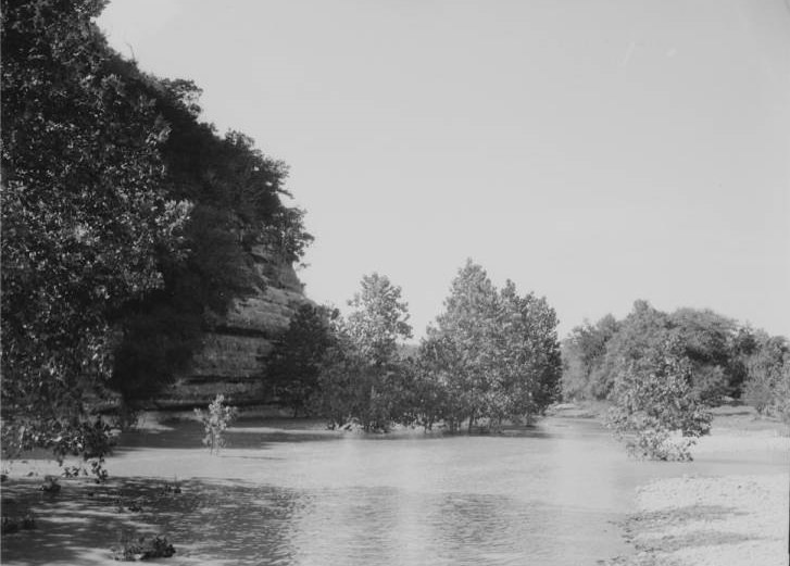 Picture of a river flowing though Classen Ranch State Park, 1925