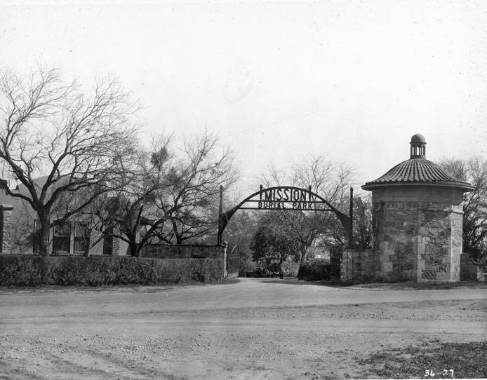 Entrance gate, Mission Burial Park, San Antonio, 1927