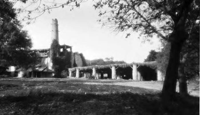 Cafe and cold drink pavilion at "Mexican Village," Brackenridge Park, San Antonio, 1927