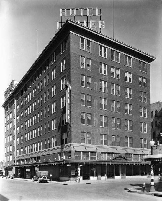 Lanier Hotel, 1923