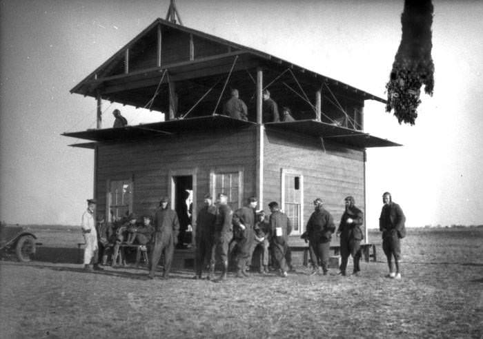Airmen outside building, Brooks Field, San Antonio, 1923