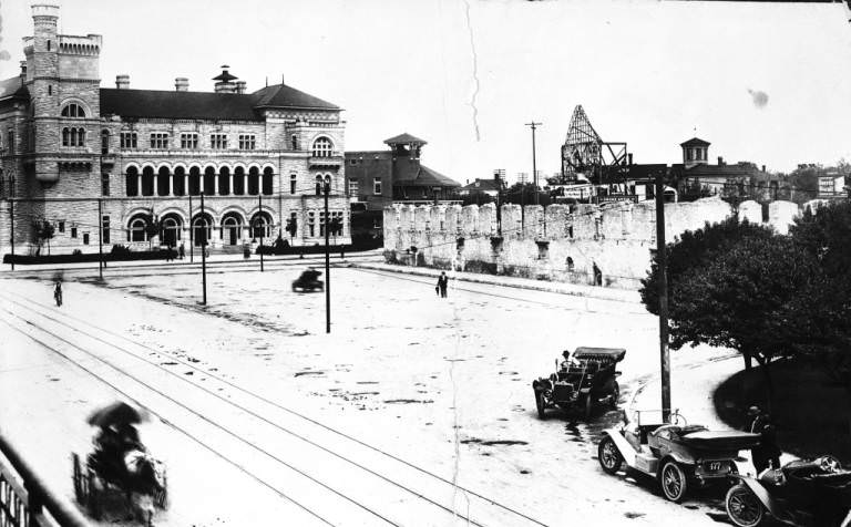 View of the north end of Alamo Plaza, 1921