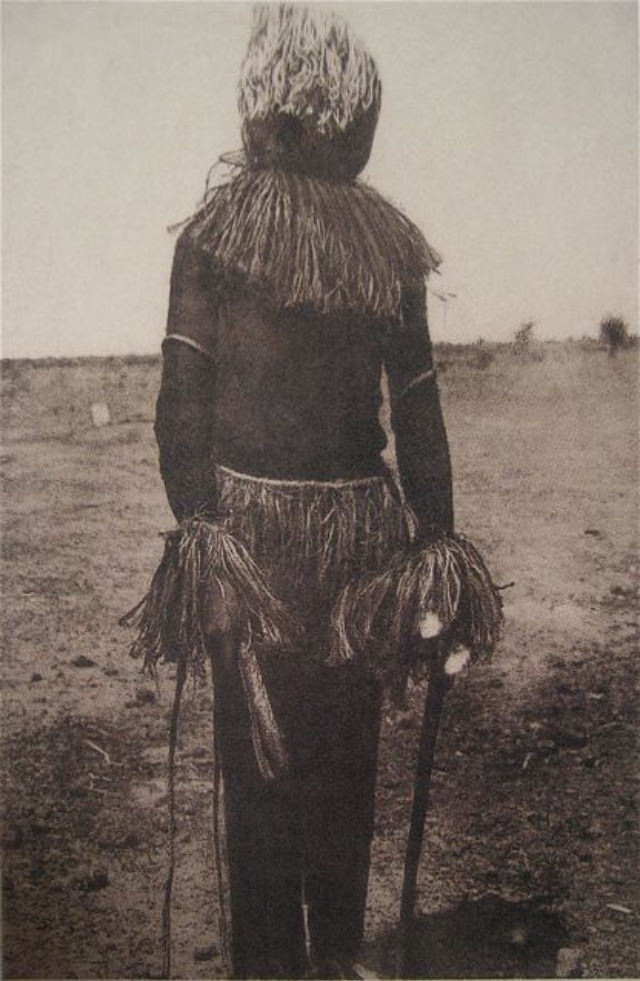 What Scarecrows looked like in the Past Through these Historical Photos