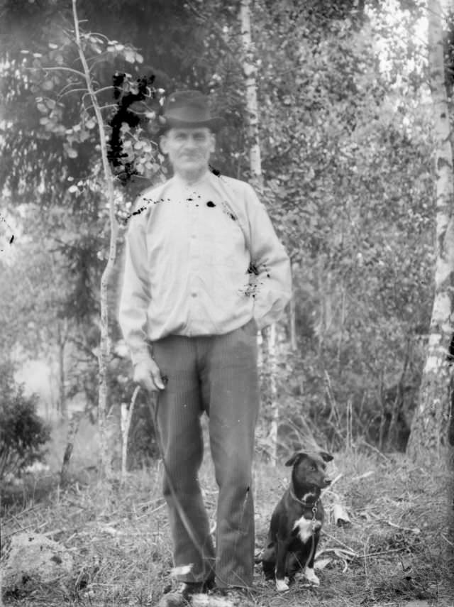 Stunning Portraits of Swedish People from the Early-20th Century by John Alinder