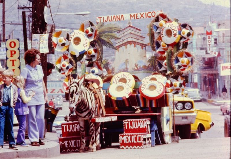 Souvenirs in Tijuana, 1971