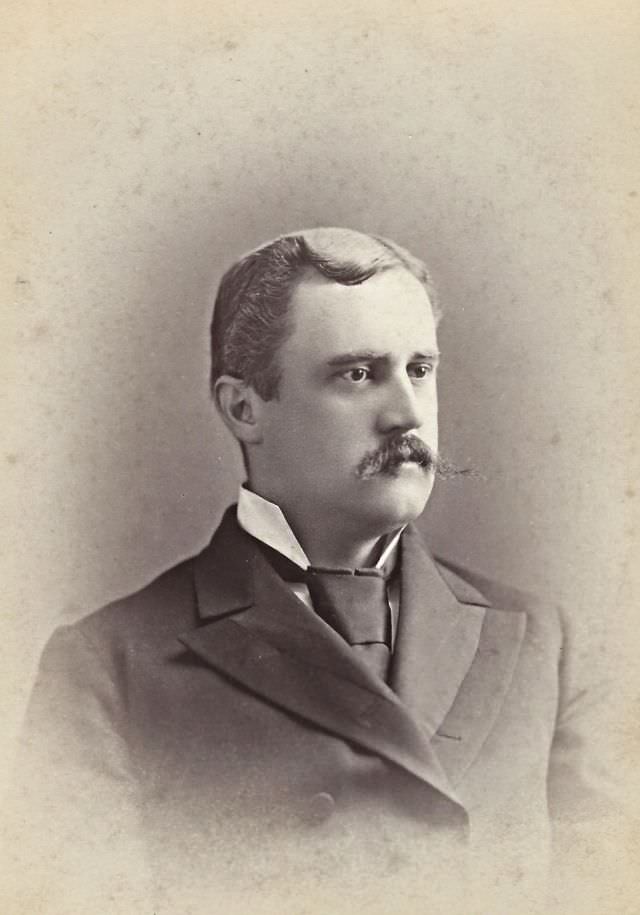 William Joseph Mills (1849-1915), Yale Law School, 1877
