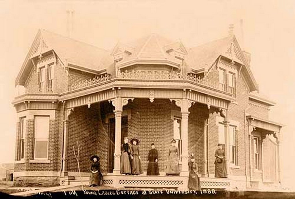 Young Ladies Cottage at CU, 1888