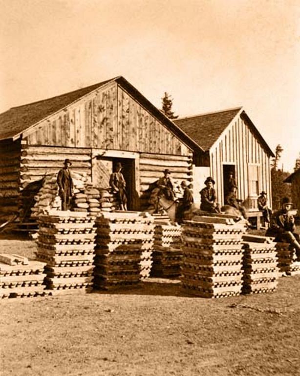 65 tons of silver bullion & 10 tons of silver ore, 1876