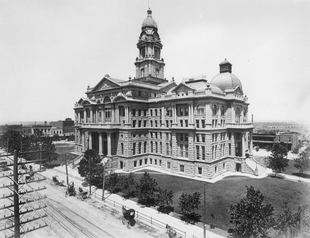 Tarrant County courthouse, 1896