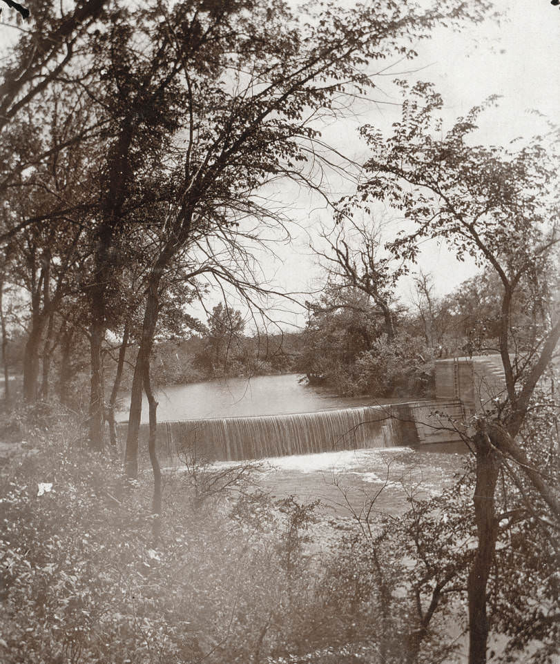 Chile's Dam, 1896