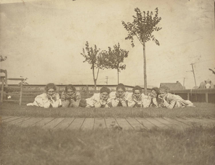 Women on Lawn, 1895