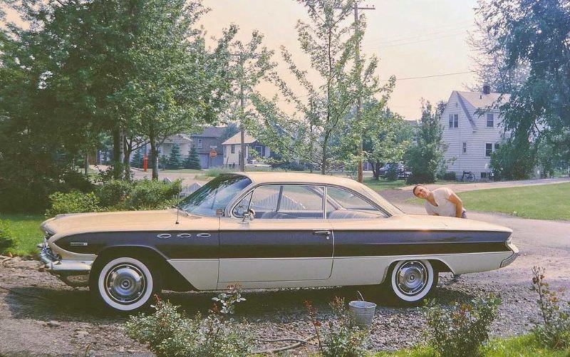 1961 Buick Invicta Riviera