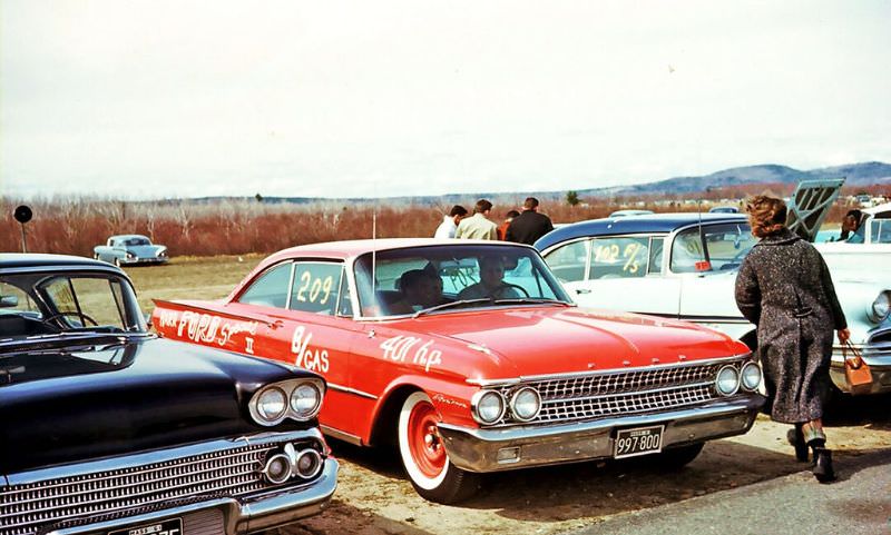 1961 Ford Starliner