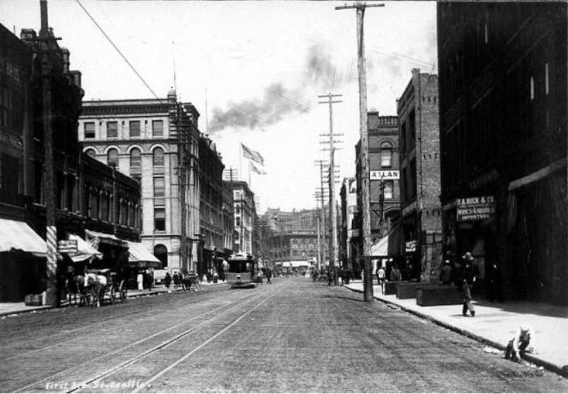 1st Ave. S. looking north from Main St., Seattle, 1899
