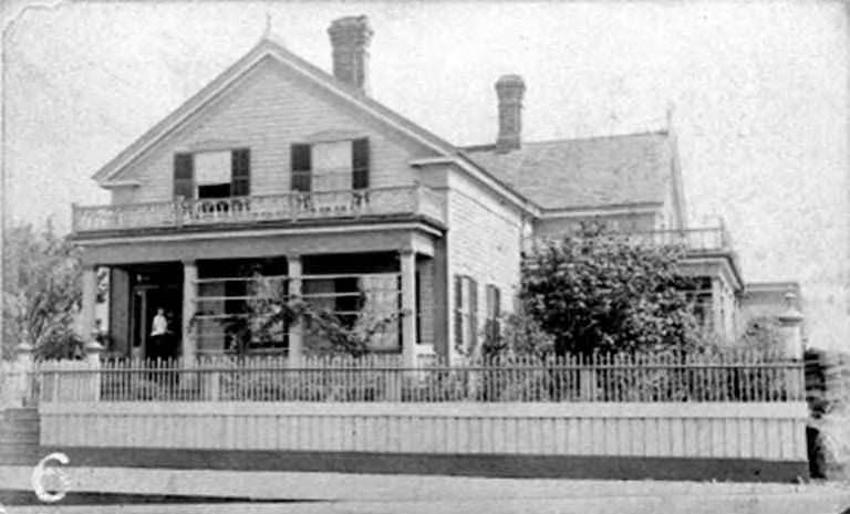 Charles Plummer residence, Seattle, 1861