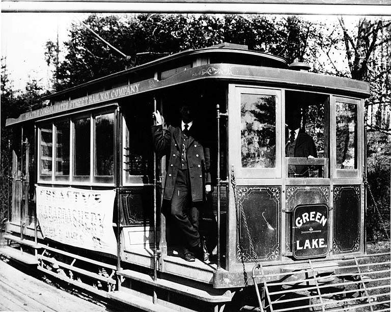Electric streetcar of the Seattle Consolidated Street Railway, 1894