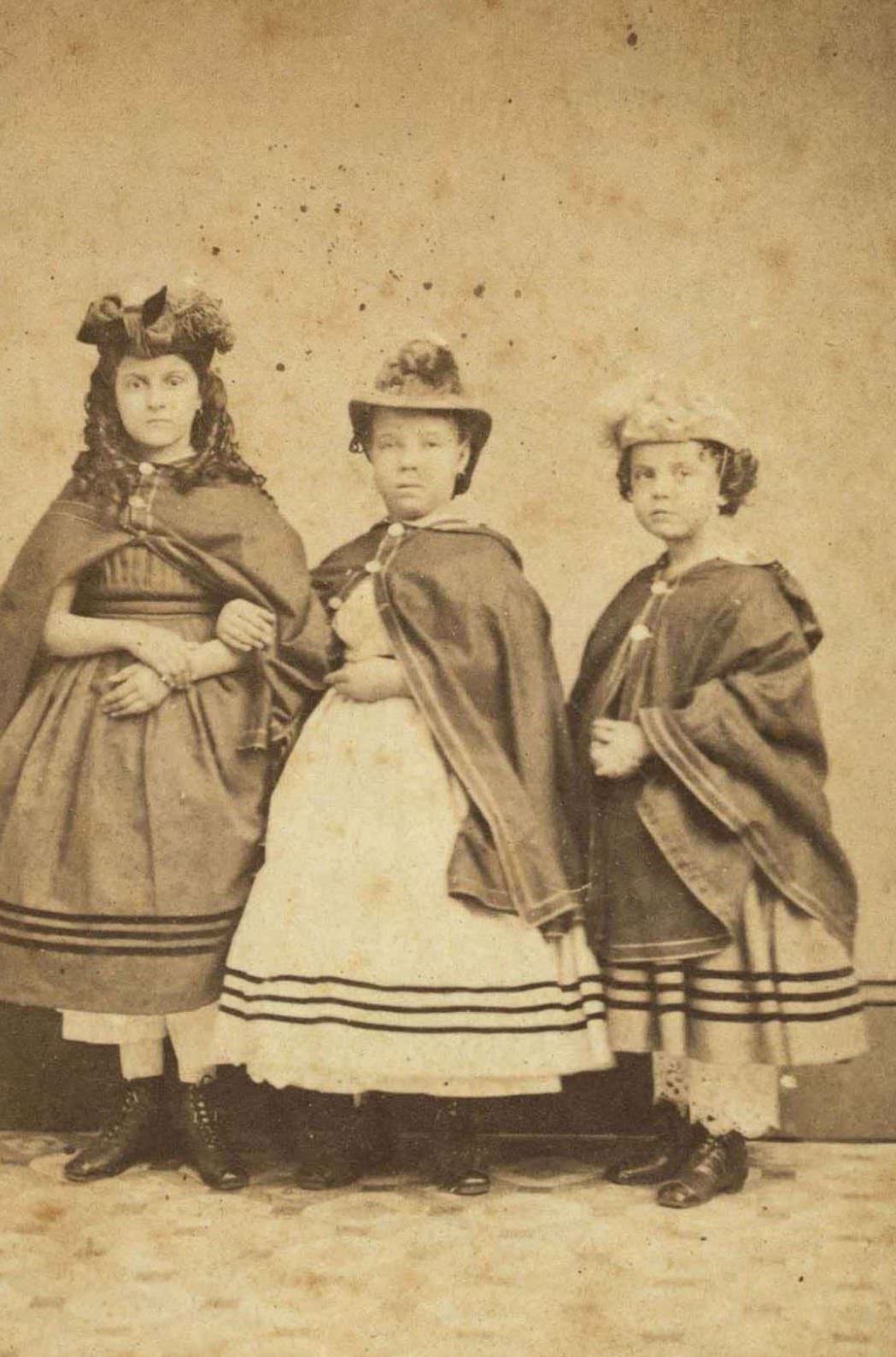 Rebecca, Augusta and Rosa