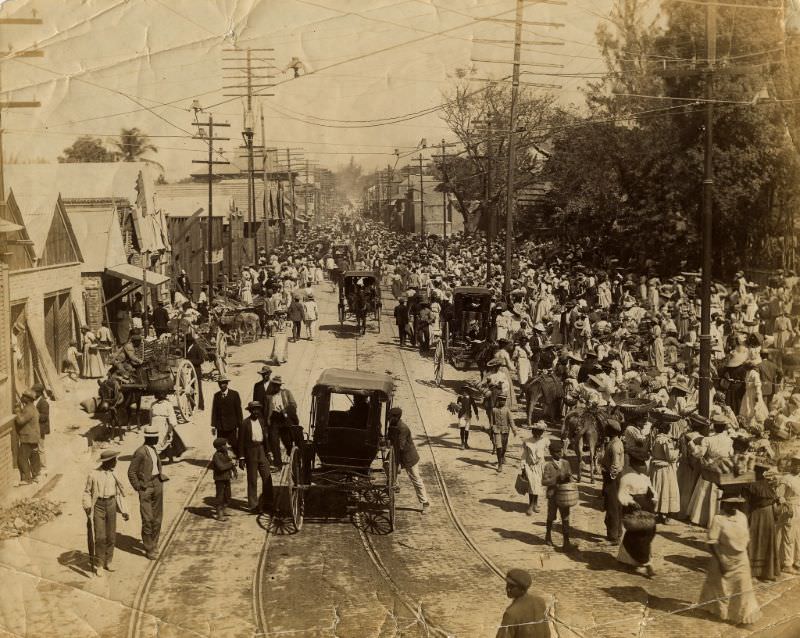 Earthquake refugees, Kingston, Jamaica 1907