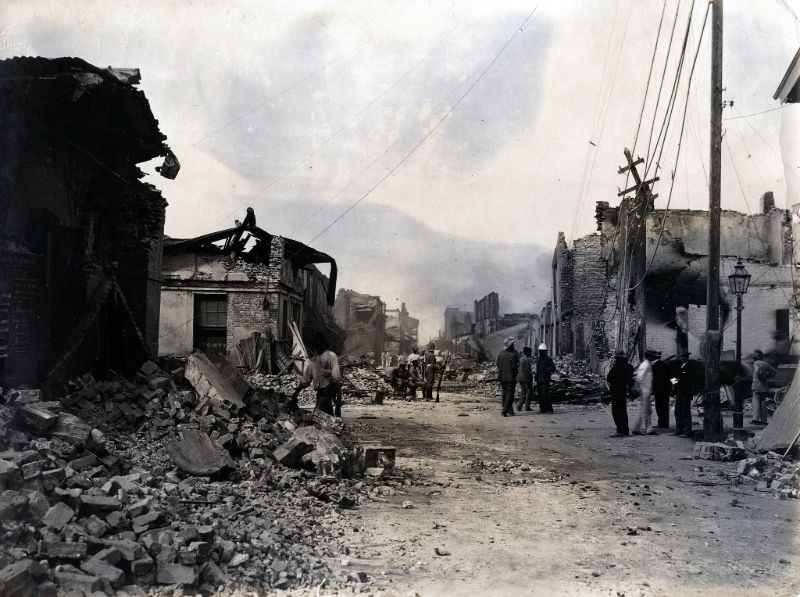 Rubble strewn street, Kingston, 1907