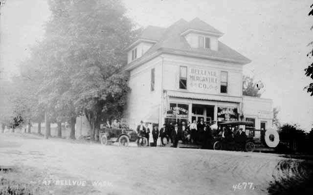 Bellevue Mercantile Co., Bellevue, 1917