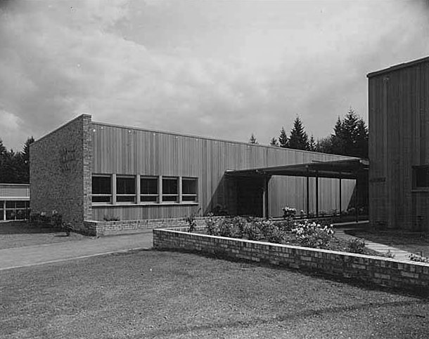 Clyde Hill Elementary School exterior showing landscaping, Bellevue, Washington, 1953