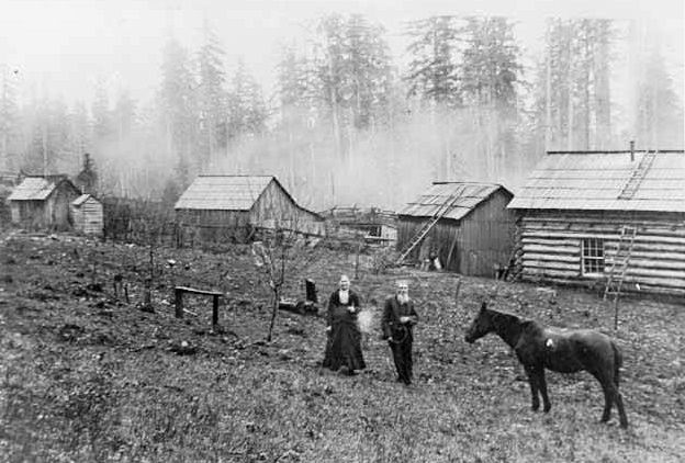 Daniel and Sarah Jane Whitney on their farm, Bellevue, 1900