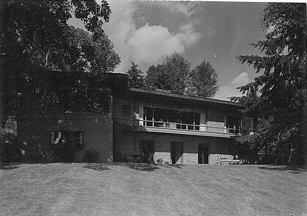 Day residence exterior from rear, Bellevue, Washington, 1944