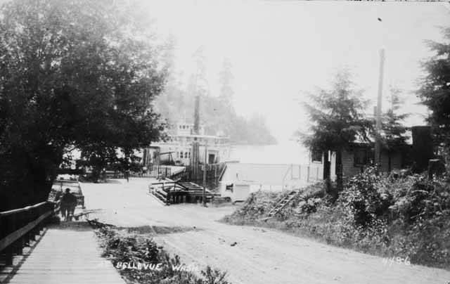 Entrance to ferry dock, Bellevue, 1915