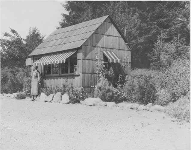 Mina Mary Schafer outside Jane McDowell's Candies, Bellevue, 1934