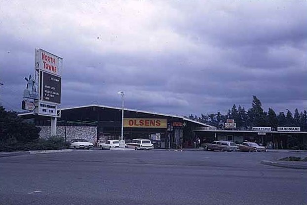 North Towne shopping center, Bellevue, 1969