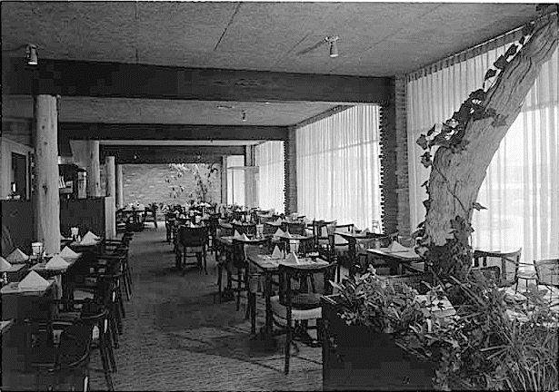 Crabapple Restaurant interior, 1955.