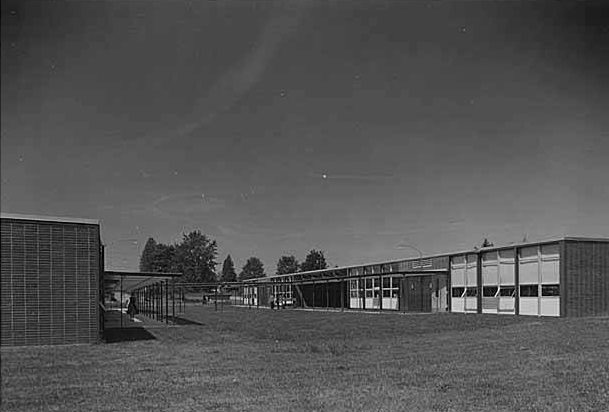 Ashwood Elementary School exterior, Bellevue, Washington, 1957