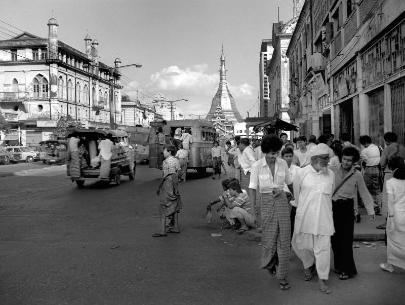 Rangoon, Burma, 1986