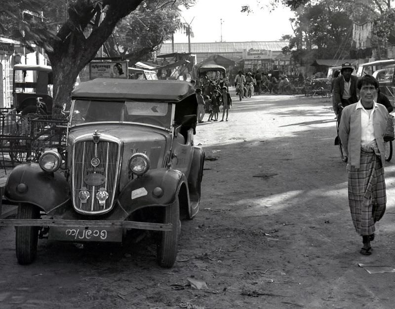 Mandalay, Burma, 1986