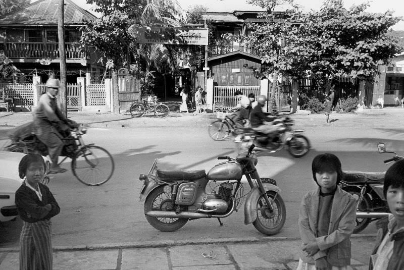 Mandalay, Burma, 1986